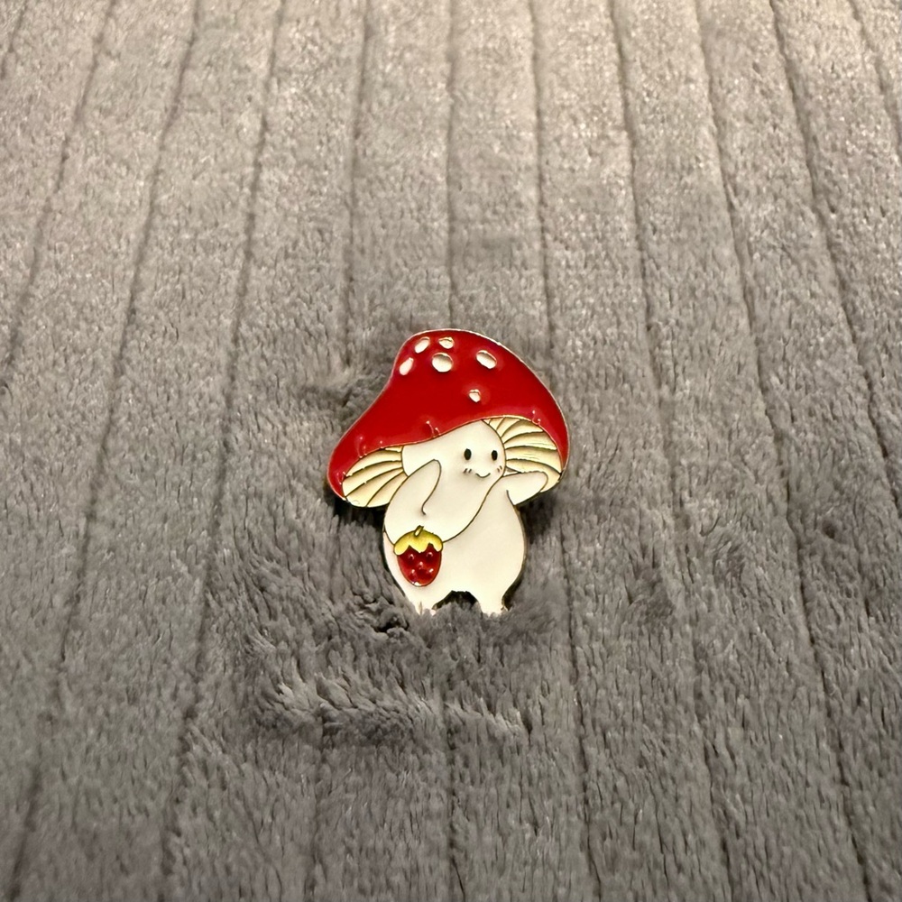Mushroom Pin
